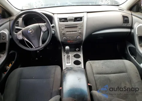 2015 Nissan Altima 2.5 из США, поврежденный, VIN 1N4AL3AP0FN906997